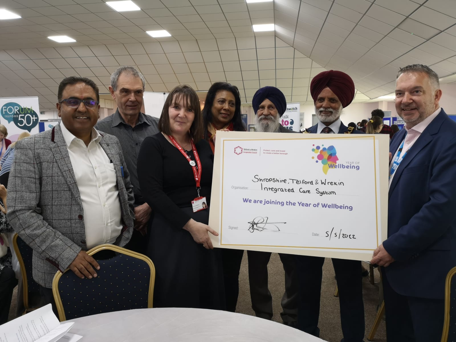 ICS sign TW Council Year of Wellbeing at Healthier Minds